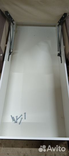 Диван угловой привезу бесплатно к подъезду