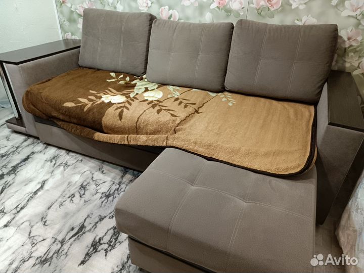 Угловой диван бу