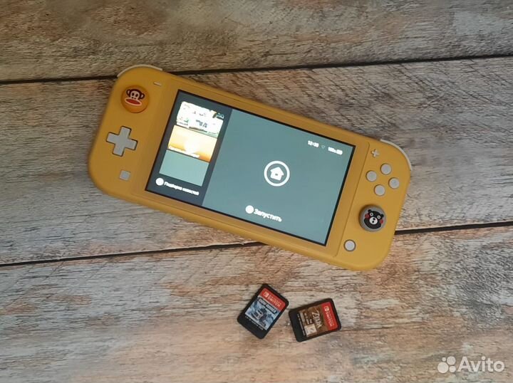Nintendo Switch Lite с играми