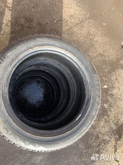 Bridgestone Blizzak Spike-01 235/55 R18