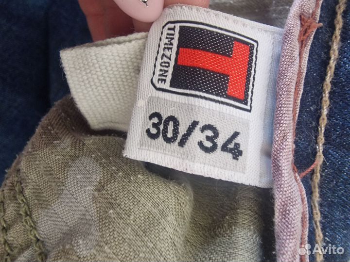 Джинсы женские