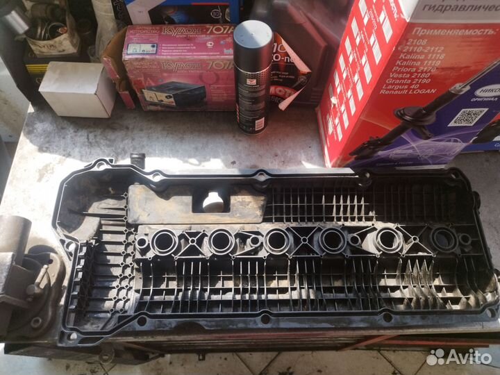 Крышка клапанная BMW M52