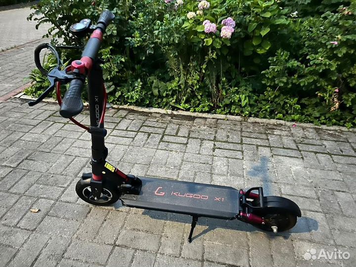 Электросамокат Kugoo X1