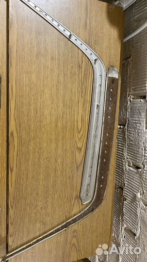 Хром на передний бампер Мерседес w124