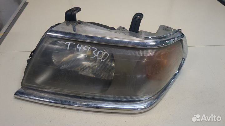 Фара (передняя) Mitsubishi Montero Sport / Pajero Sport, 2004