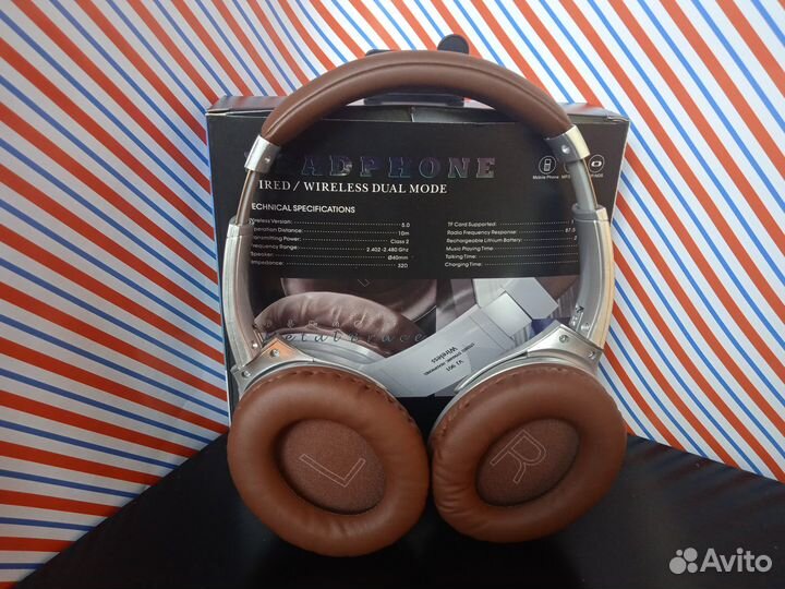Беспроводные наушники новые