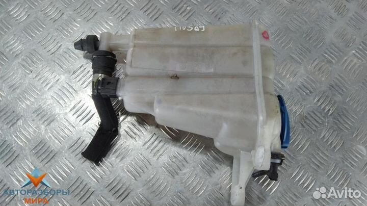 Бачок расширительный Audi A4 B7 2009 8K0121403C