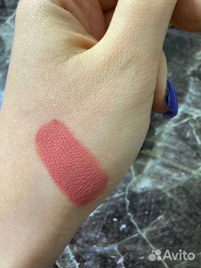 Помада mac