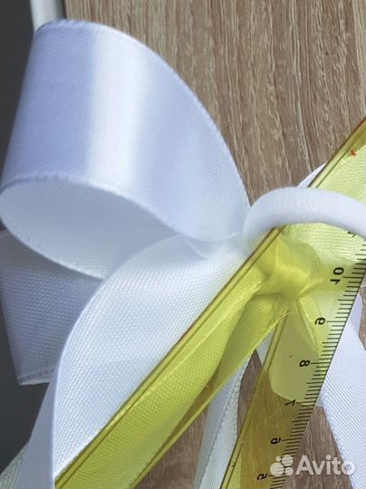 Бантик 2шт,на заколке или на резинке
