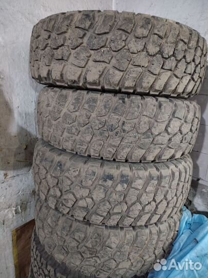 Bfgoodrich Mud-Terrain T/A KM2 235/70 R16
