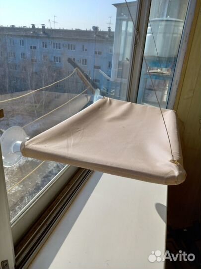 Гамак для кошки на стекло