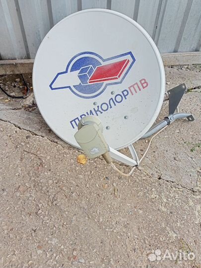 Антенна спутниковая
