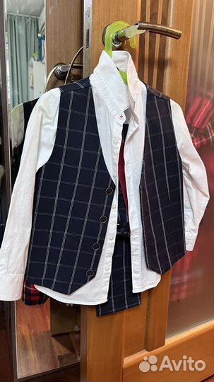 Костюм тройка