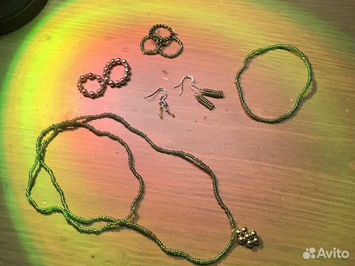 Набор украшений из бисера