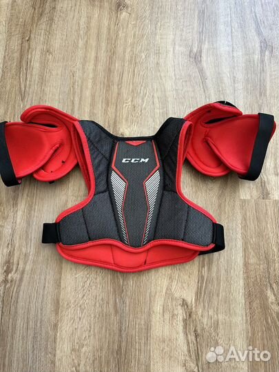 Нагрудник хоккейный ccm yt