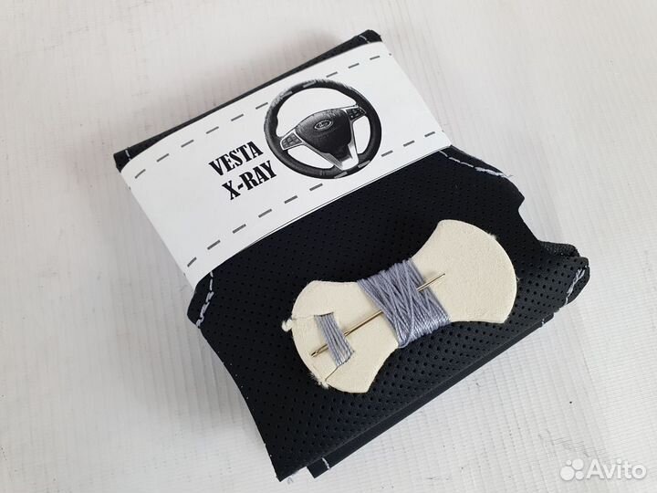 Оплетка на руль LADA Vesta X-ray белая нить