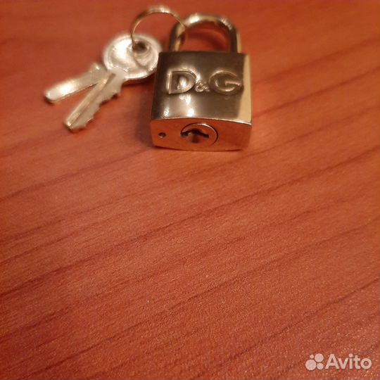 Замок для чемодана