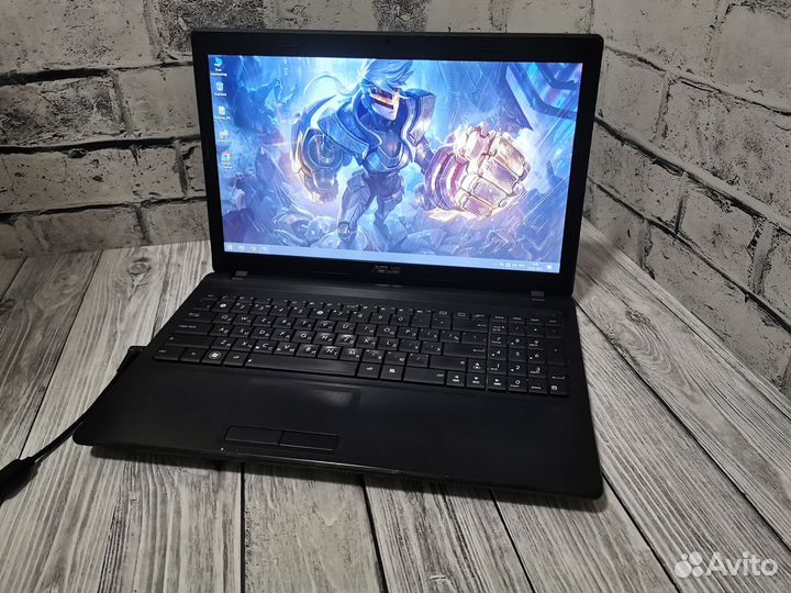 Быстрый ноутбук Asus Core i3/HDD 500gb