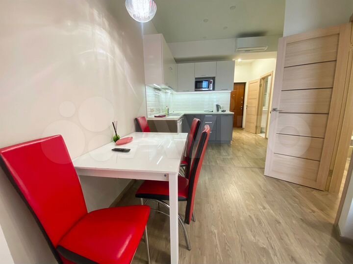 2-к. квартира, 69 м², 10/16 эт.