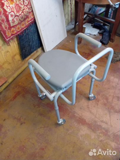 Кресло-стул инвалидное