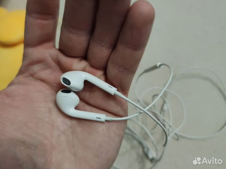 Наушники apple earpods lightning