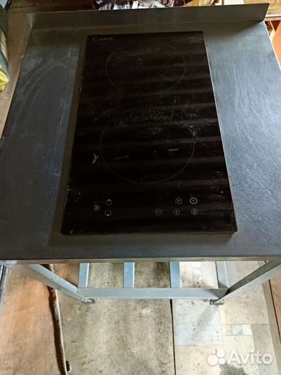 Индукционная варочная панель 2 конфорки