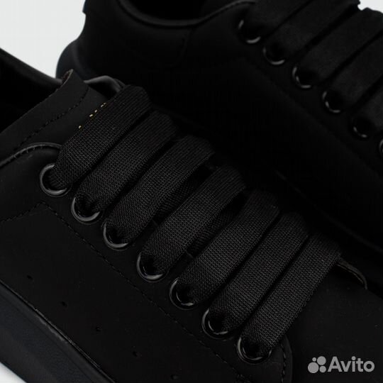 Кроссовки Alexander McQueen Oversize