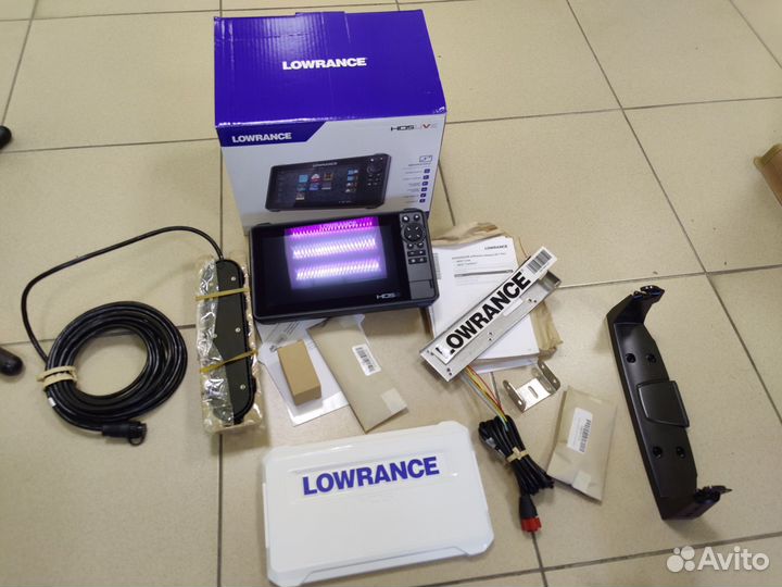 Эхолот-картплоттер Lowrance HDS-9 Live with 3in1 A