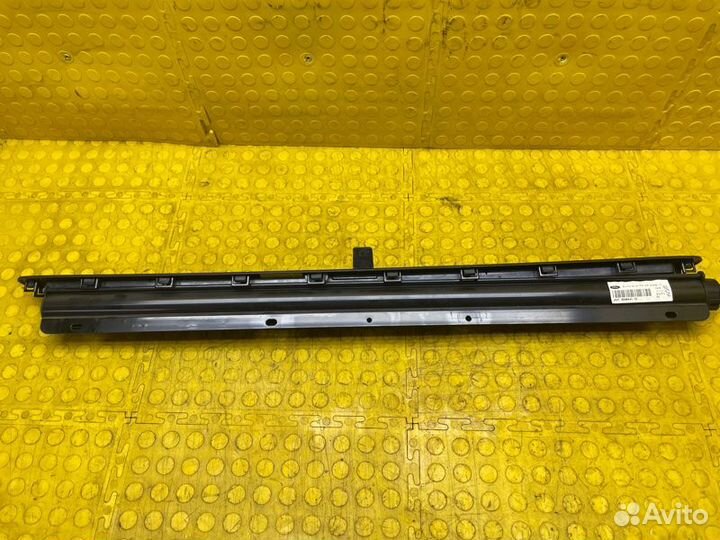 Б/У Шторка В хорошем состоянии, оригиналnnУ нас