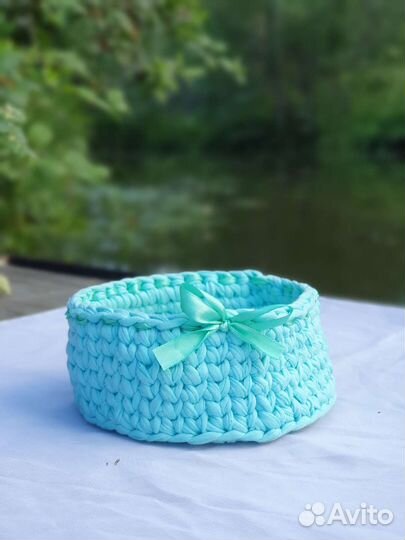 Корзинка ручной работы вязанная новая