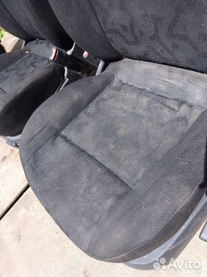 Сиденья Volkswagen Golf 4