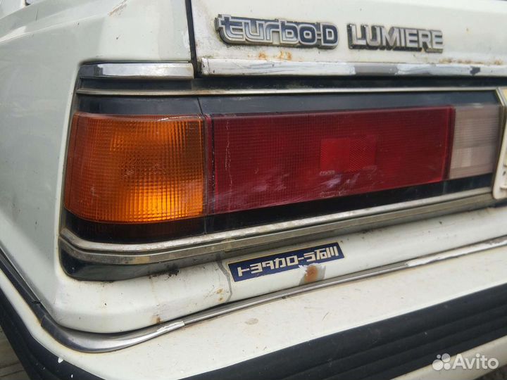 Фонарь левыйToyota Camry V10 (19821986)