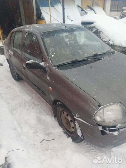 Рено Клио Симбол в разбор по запчастям