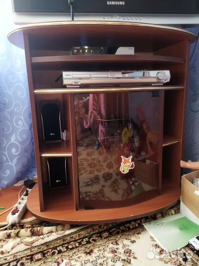 Тумба под телевизор