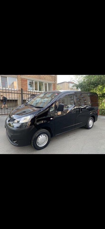 Nissan NV200: фото владельца