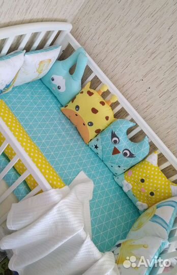 Бортики подушки в детскую кроватку