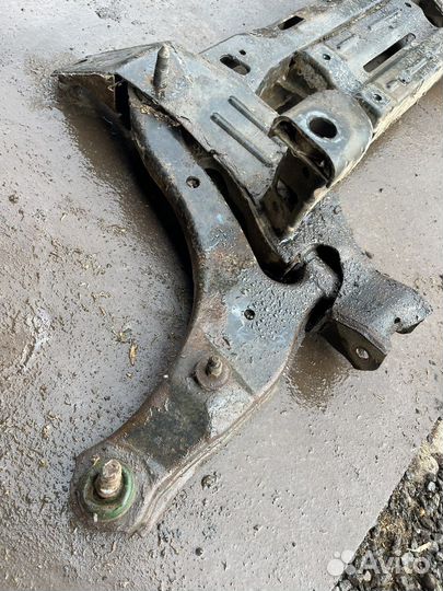 Передняя балка,рычаги Chrysler PT Cruiser