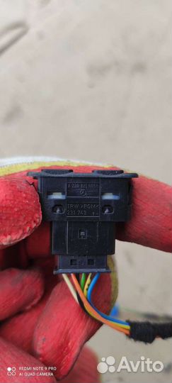 Кнопка многофункциональная Mercedes W221