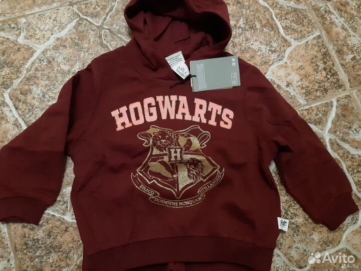 Спортивный костюм новый hm 110