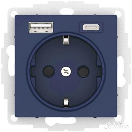 Розетка Schneider Electric AtlasDesign с заземлени