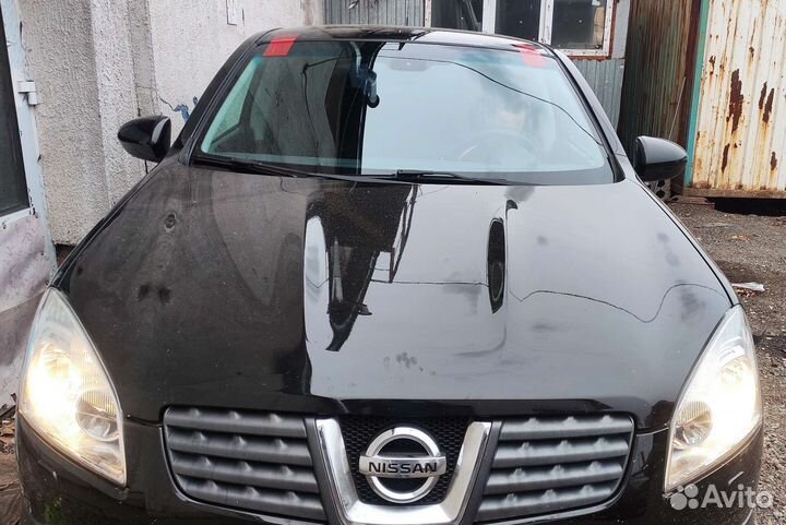 Лобовое стекло Nissan Qashqai 2007-2014