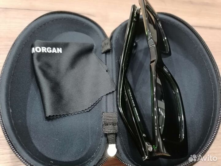 Солнцезащитные очки