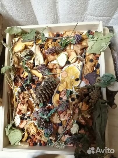 Копошилку для попугаев птиц грызунов 250г 1литр