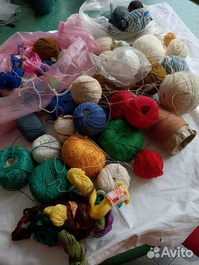Нитки для вязания крючком пакетом