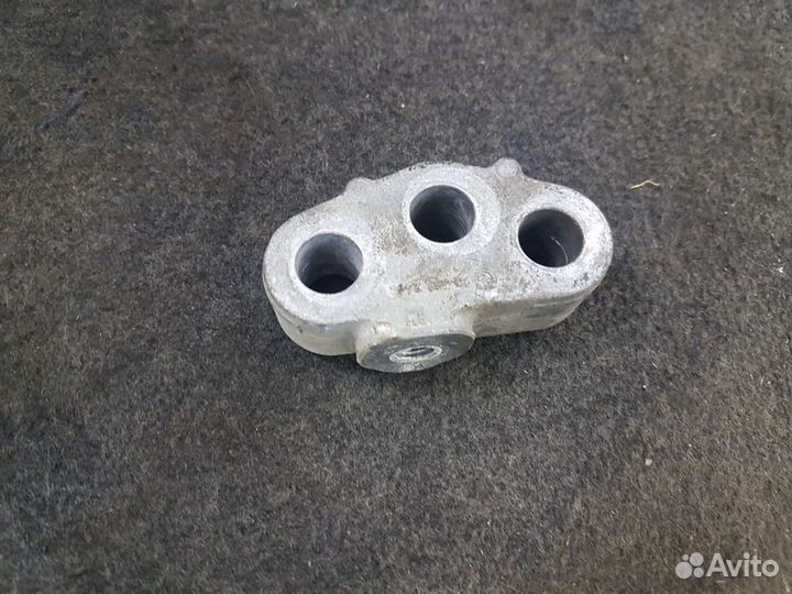 Кронштейн двигателя, коробки z13dth opel astra h