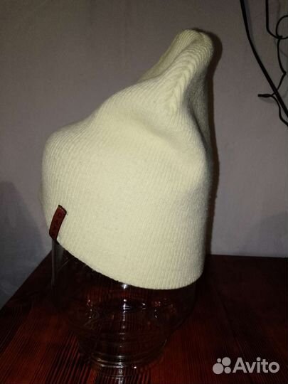 Шапка женская вязаная