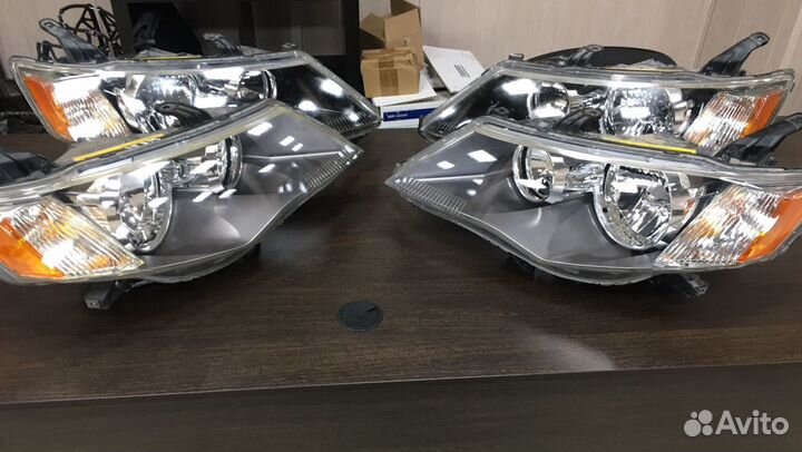 Фара Mitsubishi Outlander Xl передняя правая