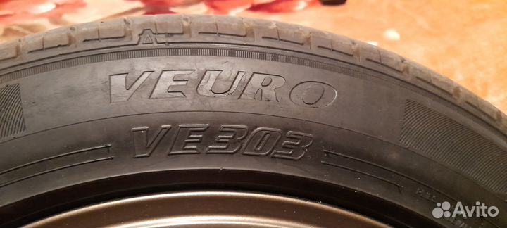 Dunlop Veuro VE303 215/55 R17