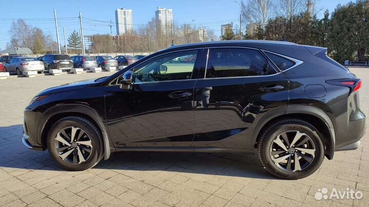 Lexus NX 2.0 AT, 2020, 19 000 км