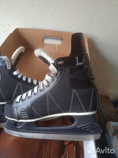 Коньки хоккейные мужские